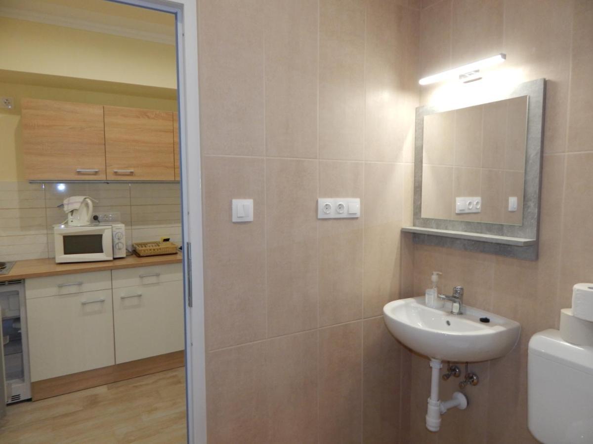 Hajdú Vendégház Hajdúszoboszló Exterior foto