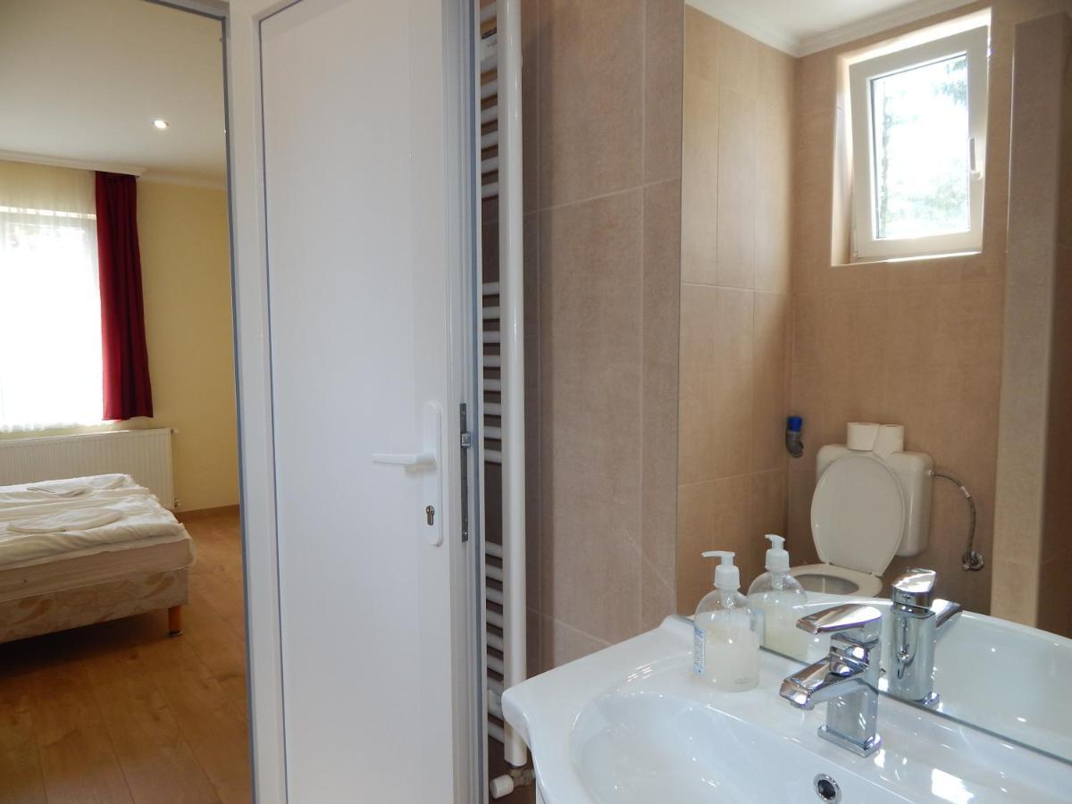 Hajdú Vendégház Hajdúszoboszló Exterior foto