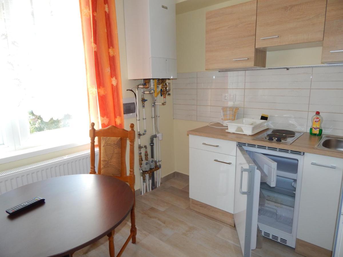Hajdú Vendégház Hajdúszoboszló Exterior foto