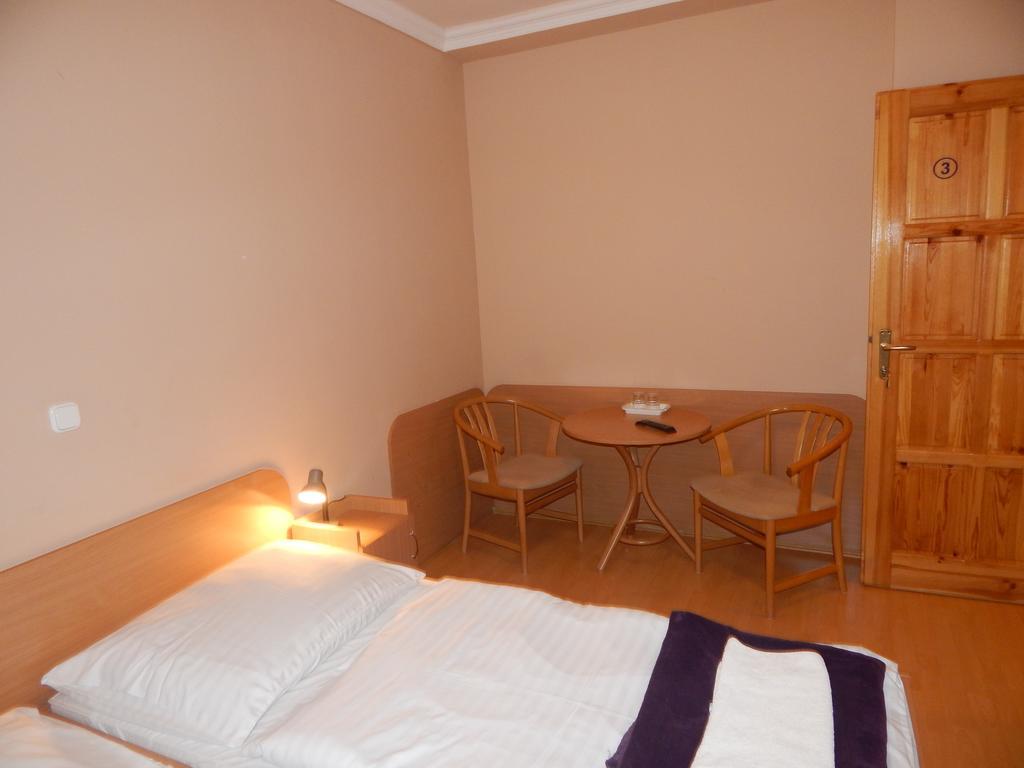 Hajdú Vendégház Hajdúszoboszló Habitación foto