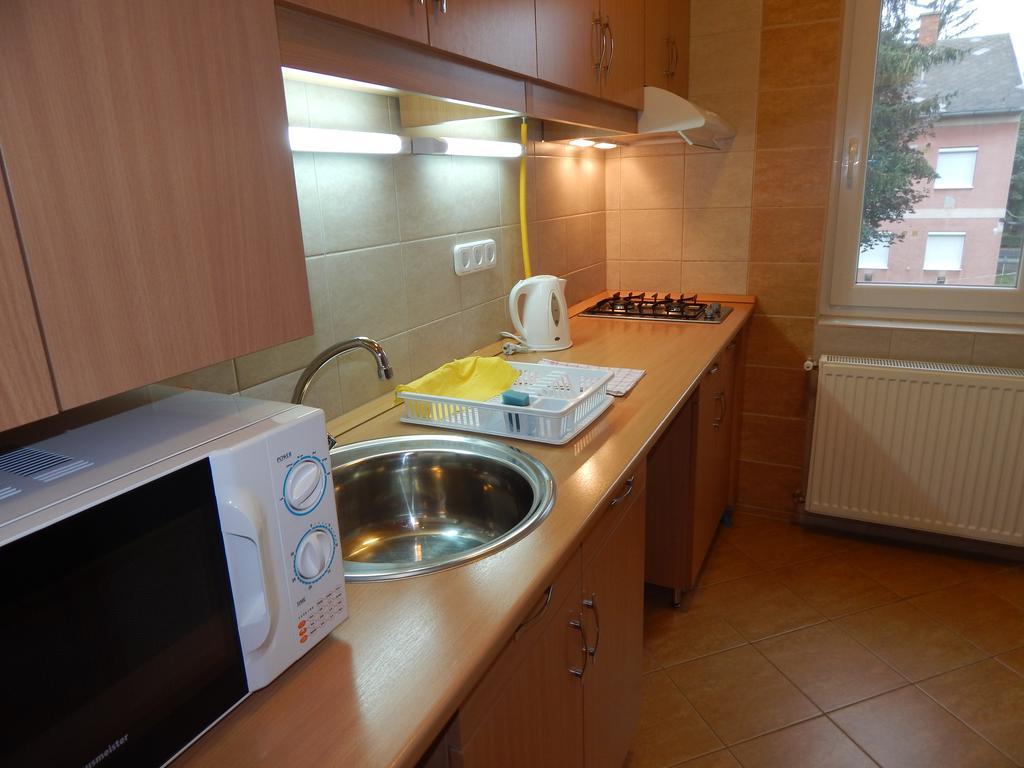 Hajdú Vendégház Hajdúszoboszló Habitación foto